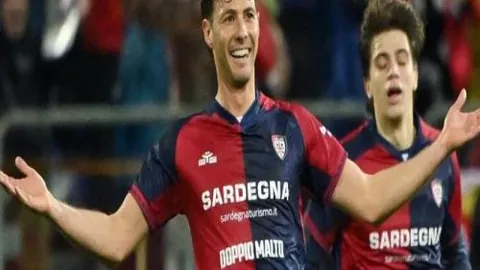 曼联积极追求埃基蒂克，2025年夏曾接洽加盟事宜